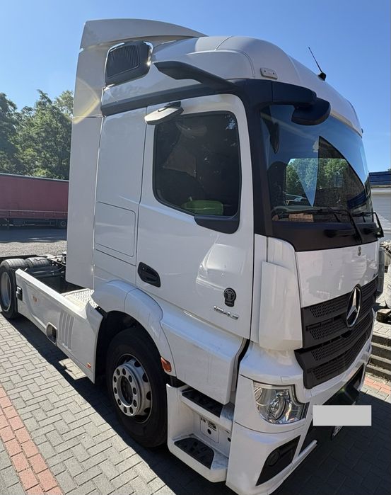 Wynajme Ciagnik Siodlowy Mercedes
