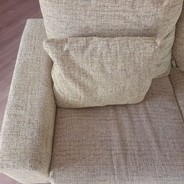 Sofá em tecido 2 Lugares