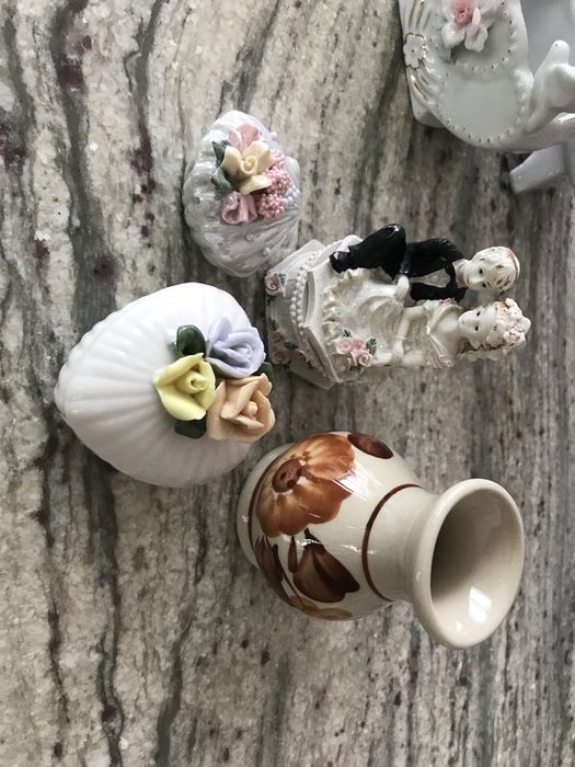 Figurki z porcelany na drobiazgi