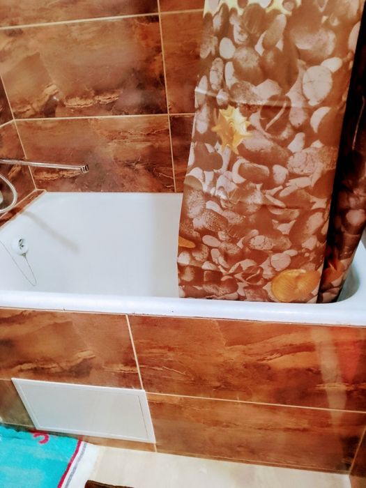 Посуточно, почасово 1 комнатная кв. 3-я Слободская, 49 wi-fi 2 этаж/9 этажного 3 кровати, документы