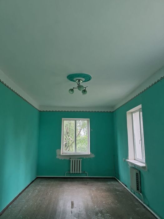 Двоповерхова будівля - 300 метрів від варшавської траси. Торгівля, шоурум, фасування, фулфілмент, склад