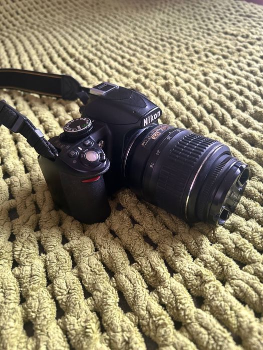 Дзеркальний фотоапарат Nikon D3100 Kit 18-55mm + сумка та зарядка