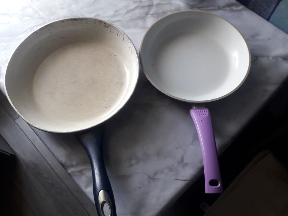 Продам сковородку.