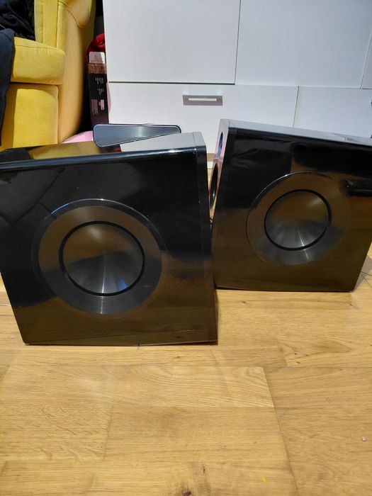 Zadbana wieża LG FB166