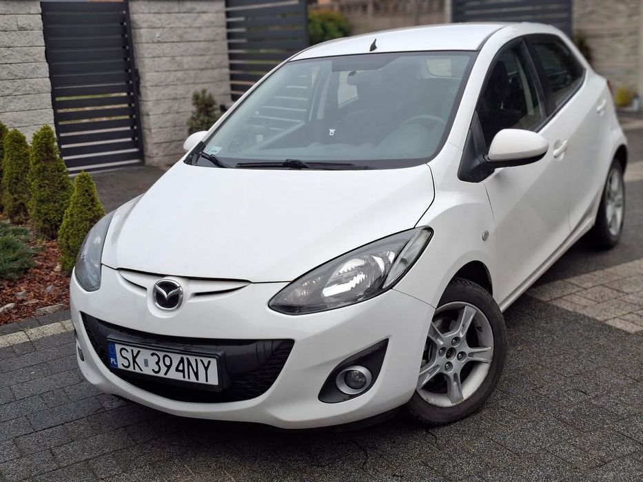 Mazda 2 Super Stan. Podgrzewane Siedzenia 130 tyś przebieg