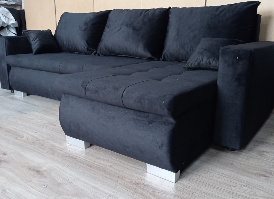 Narożnik z funkcją spania i pojemnikiem na pościel