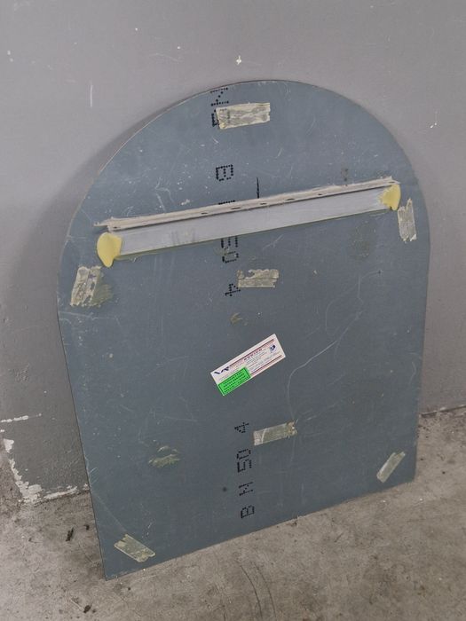 Bathroom mirror64750855093379122