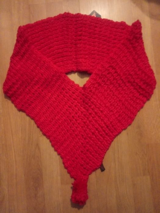 Komin szal z pomponem damski