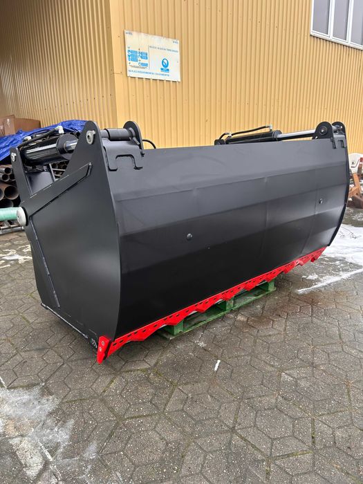 Wycinak kiszonki Quicke silocut L+ 225 z łyżką