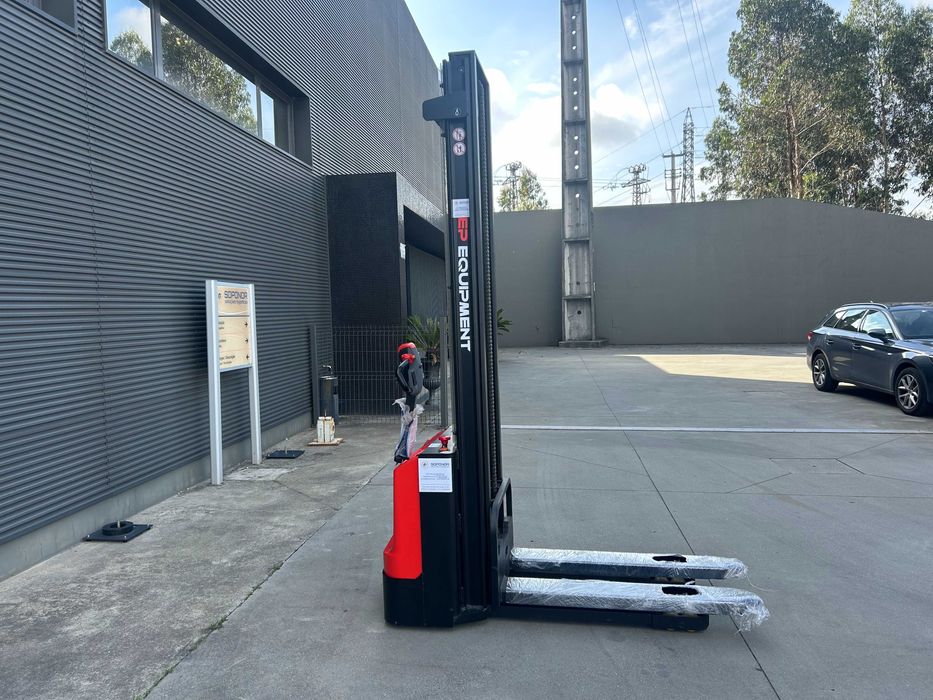 Stacker NOVO EP ES15-15ES 1500 Kgs