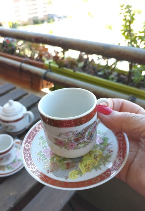 Serviço de café porcelana..antigo