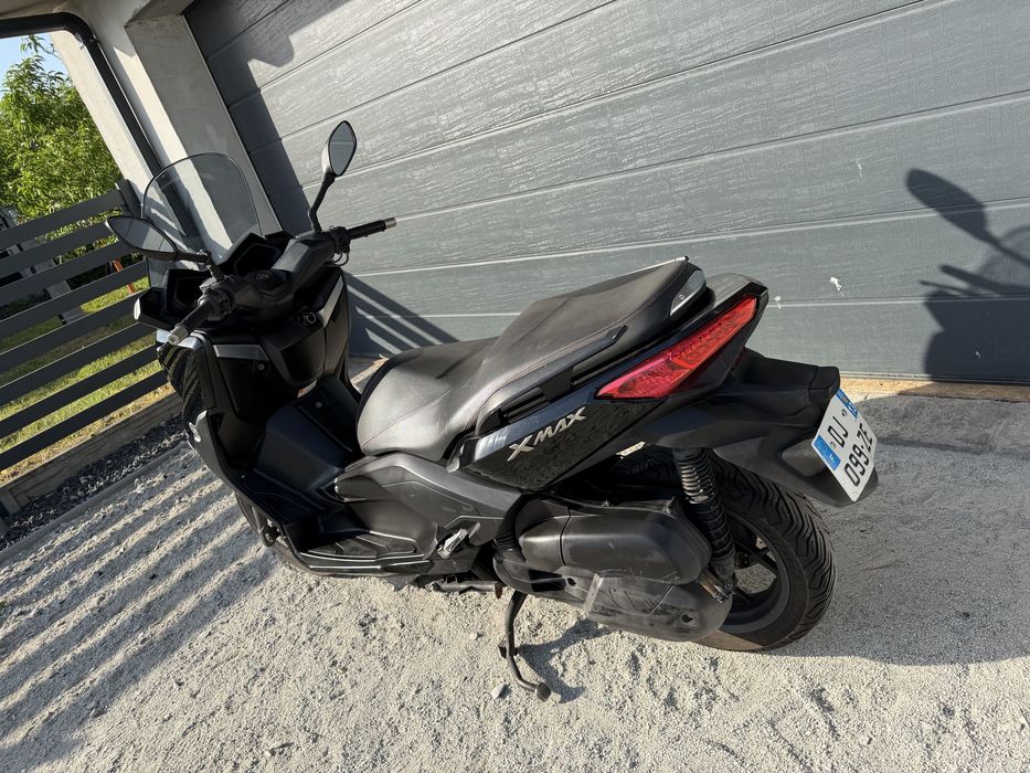 Yamaha x max 125
