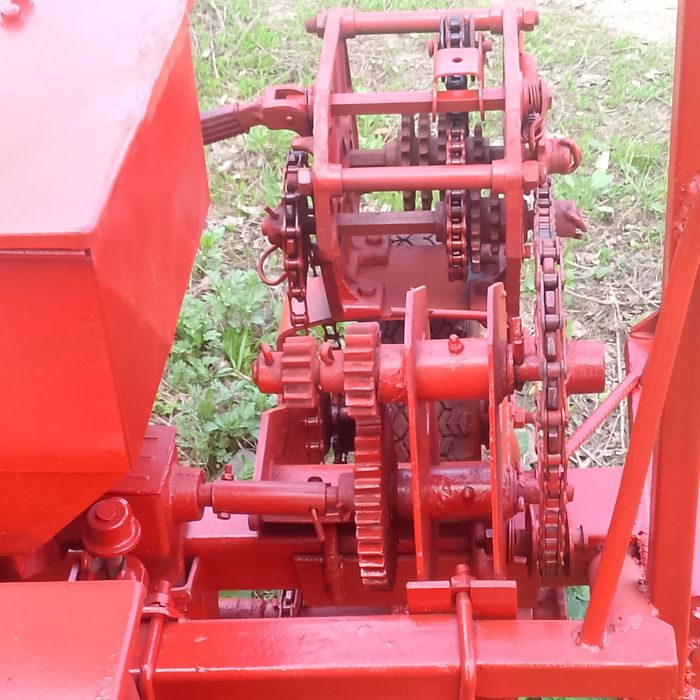 Вакуумна гарбузова сівалка