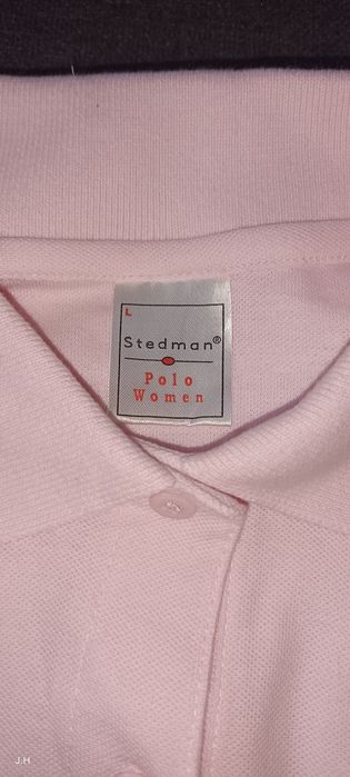 Koszulka damska typu polo.