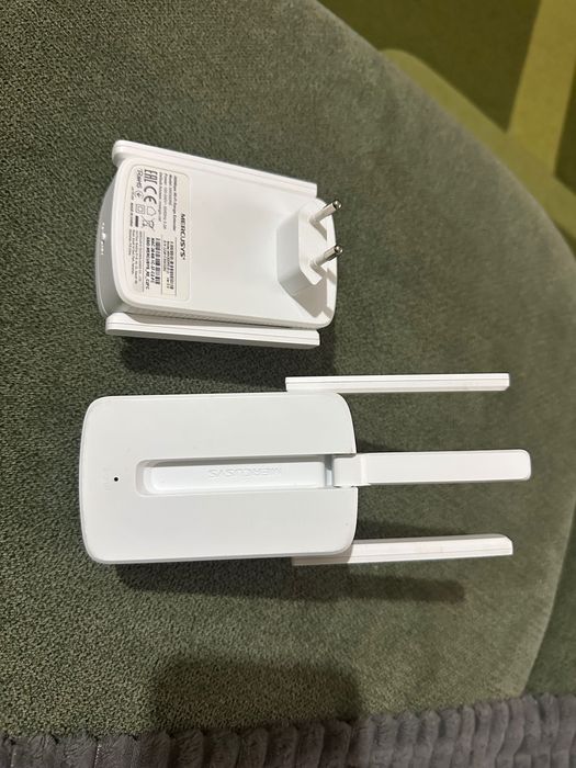 Повторювач сигналу WI-FI   Mercusys MW300