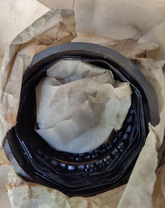 Поршневі кільця на газ-53
Розмір 92,5 мм