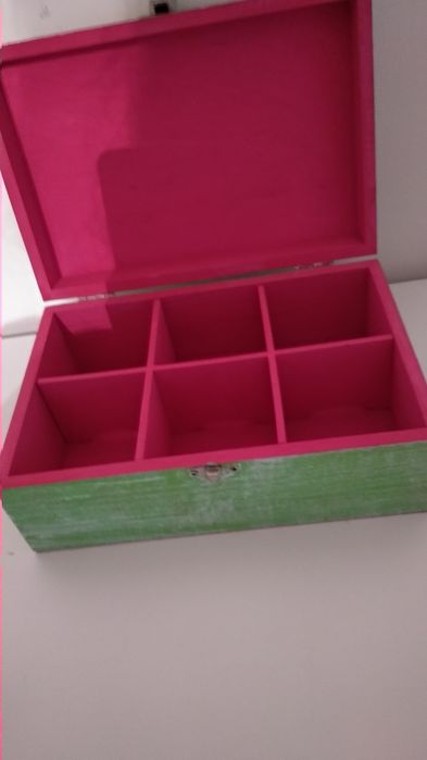 Conjunto caixa e suporte canetas