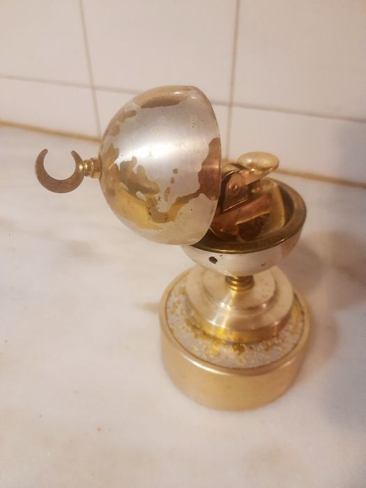 Isqueiro com Caixa de Música Vintage