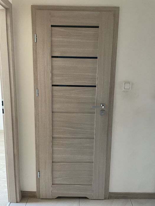 Drzwi wewnetrzne 80cm oscieznica i klamka