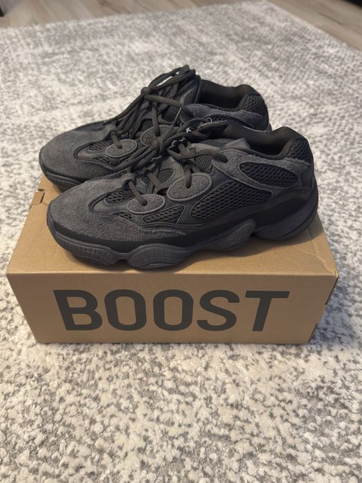 yeezy 500 black w Twojej okolicy? Sprawdź kategorię Moda