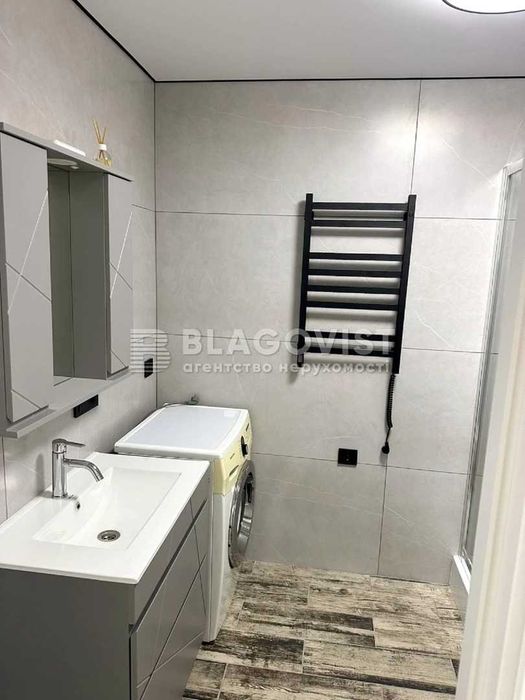 Продаж 2К. квартири метро Дарниця, проспект Миру, Дарницька Площа
