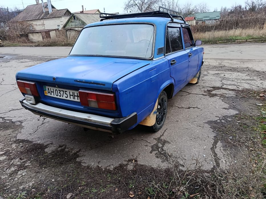 Продам 2105 газ/бензин на полном ходу.