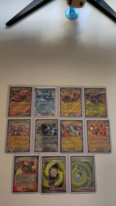 Conjunto de cartas pokémon