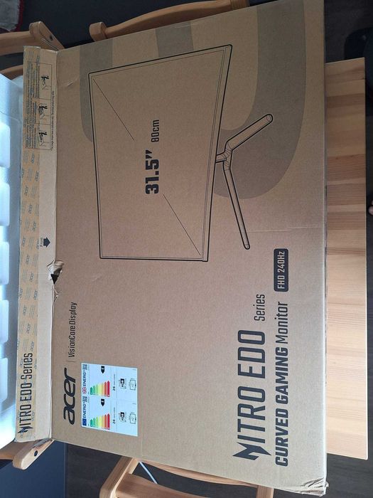 Monitor Gaming ACER Nitro NOVO D320QX2BIIPX (32'' - Full HD - 5 ms - 240 Hz)