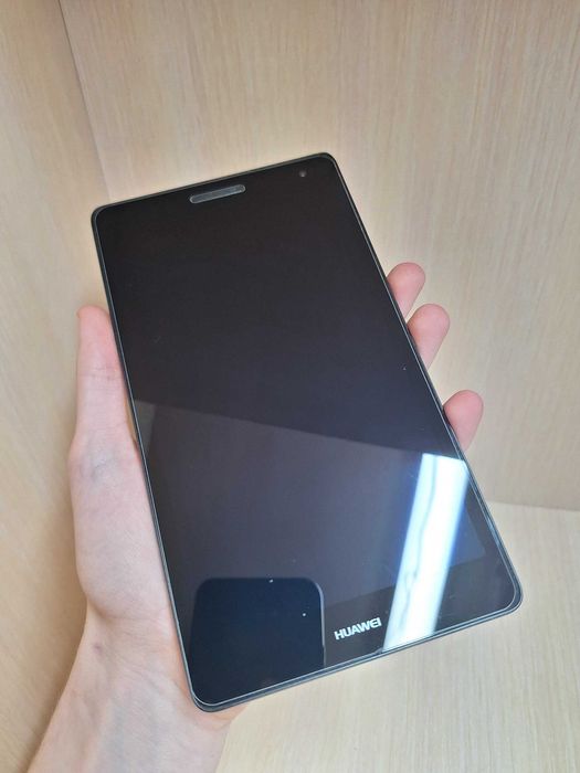 Планшет HUAWEI MediaPad T3 7 (2/16GB + SIM) / Ідеальний стан + Чехол