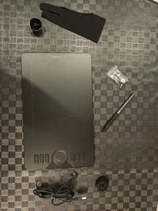 Tablet graficzny Huion HS610