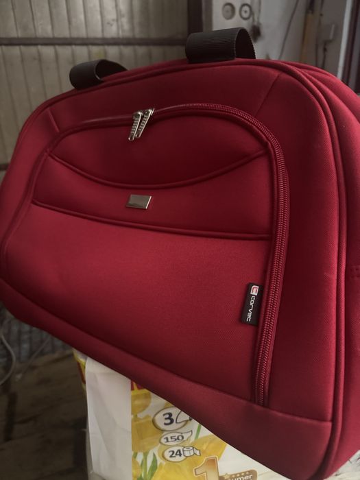 Torba ns kółkach z logo Itaki z Firmy Corvet