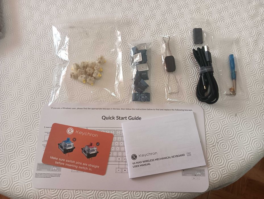 Teclado Mecânico Wireless 100% - Keychron V6 Max + Apoio de Pulso em Madeira