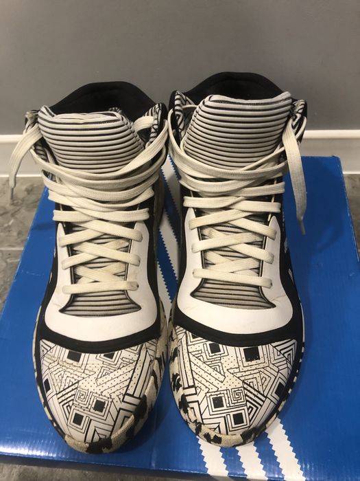 Adidas мужские 43,5