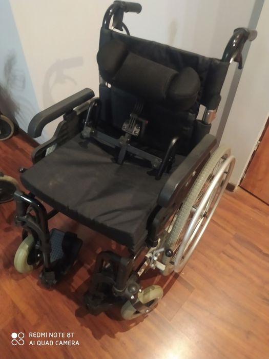 Wózek inwalidzki oraz chodzik