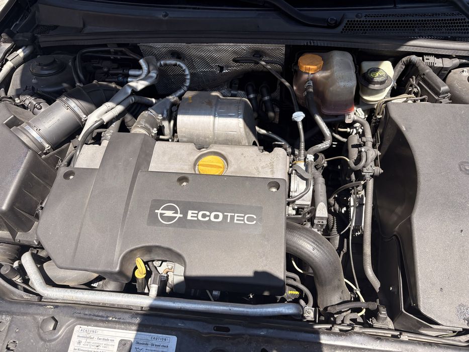 Opel Vectra — fotografia 3