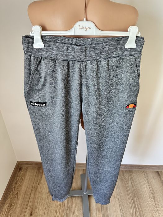 Damskie spodnie dresowe dressy ellesse rozmiar 40