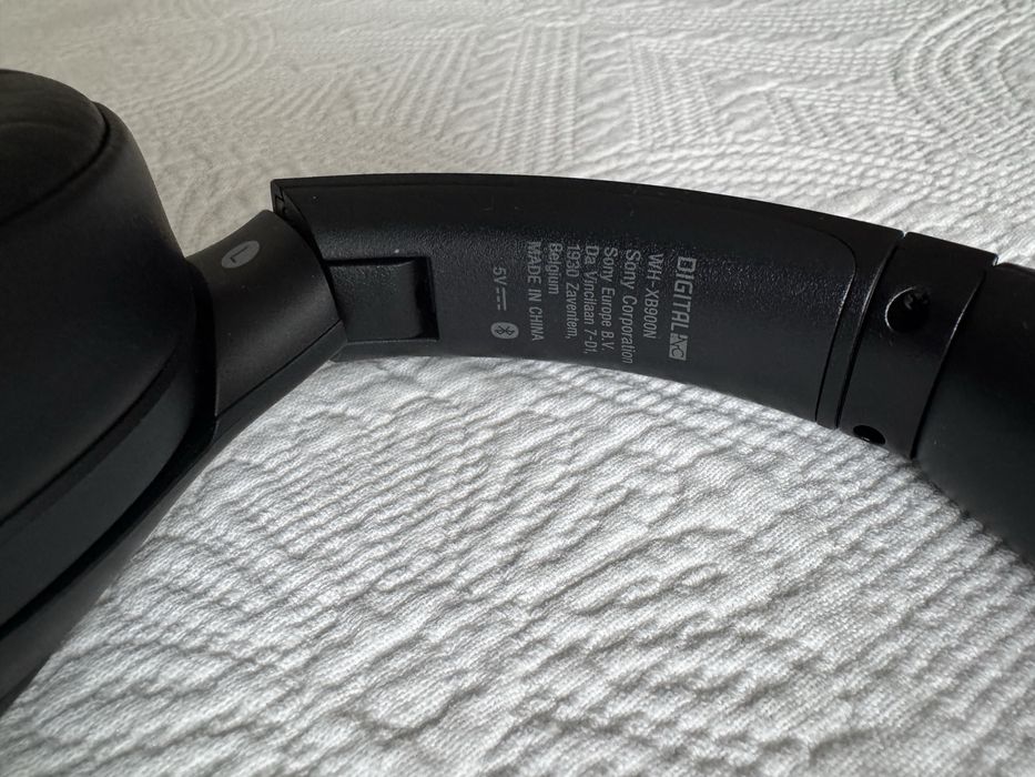 Sony WH-X900bn headphones