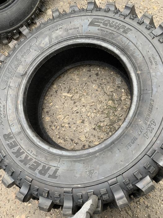 Шини пара болотяні  235/75 R16 Trekker off road 235 75 16