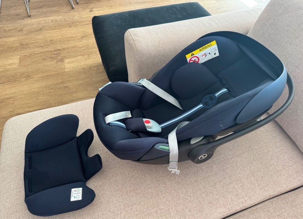 Cadeira auto CYBEX Cloud G i-Size Plus + Base G ISOFIX