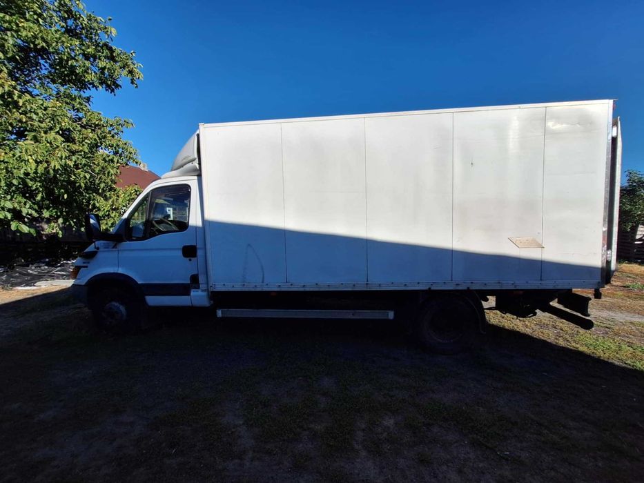 Sprzedam Iveco 65c15 izoterma z windą  2003 rok. Kategoria C.