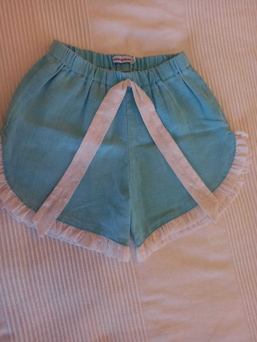 Calções Marca Castelo Nuvens tamanho 4