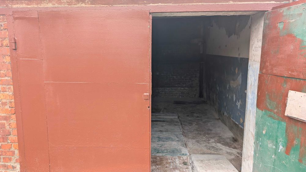 Здам цегляний гараж на Боженка