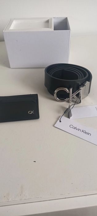 Carteira e cinto Calvin Klein
