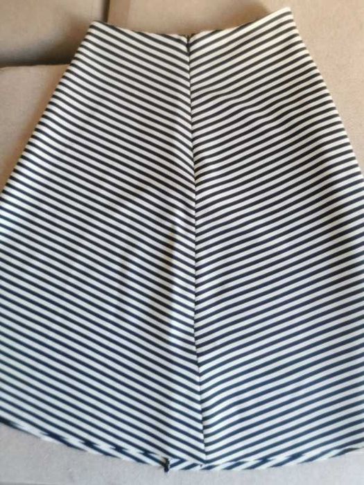 Saia midi Pull & Bear - S/36/8