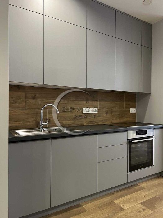 Продаж 1-кімнатної квартири в ЖК Славутич - Зарічна 2