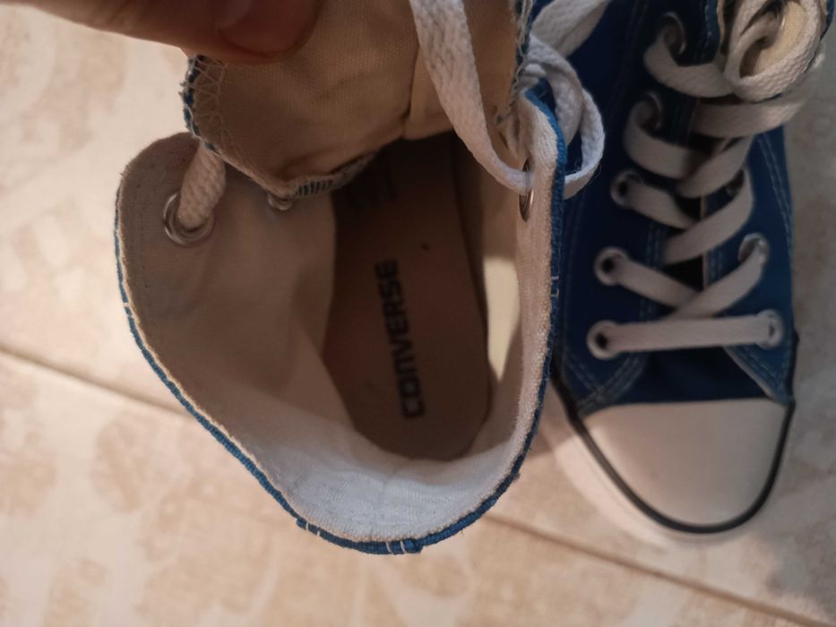 Oryginalne Converse, nr 37