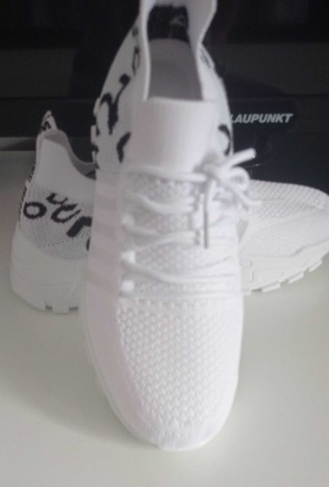 Letnie damskie trampki