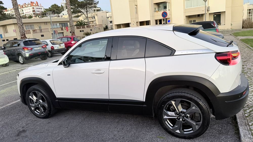 Mazda MX-30 e-SKYACTIV Makoto Modern Confidence