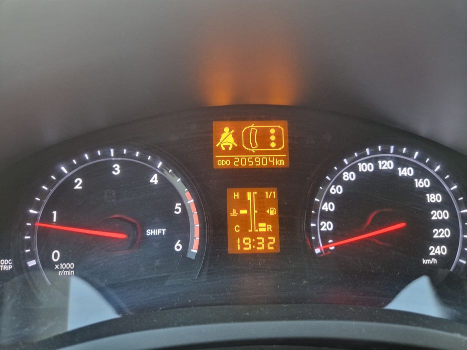 Toyota Avensis 2.0D4D Nacional c/ histórico