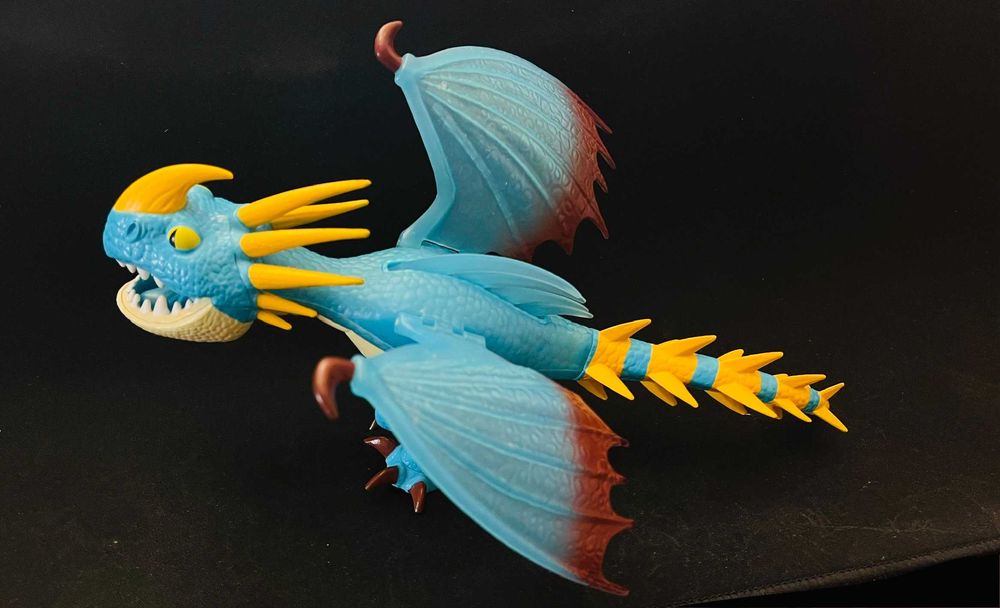 Смертохват Беззубик Громгильда Престиголов, как приручить дракона